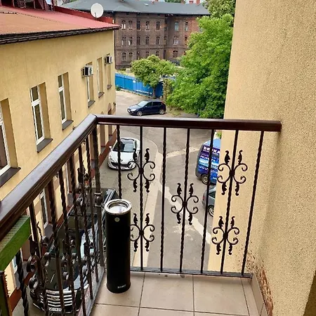 Lägenhet Zabrze, Apartament Zielony *